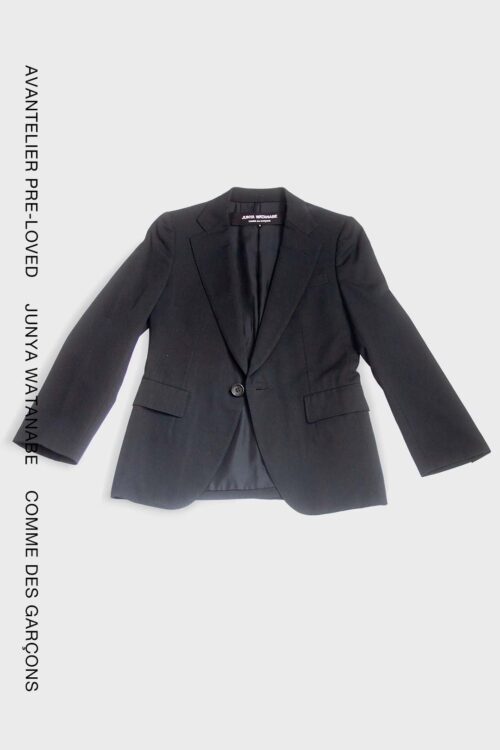AVANTELIER Selects Pre-Loved Designer Goods For You