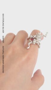 AVANTELIER Selects Ethical Goods For You : JULIE WORKSHOP