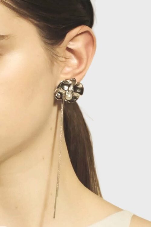 AVANTELIER Selects Ethical Goods For You : Reflection