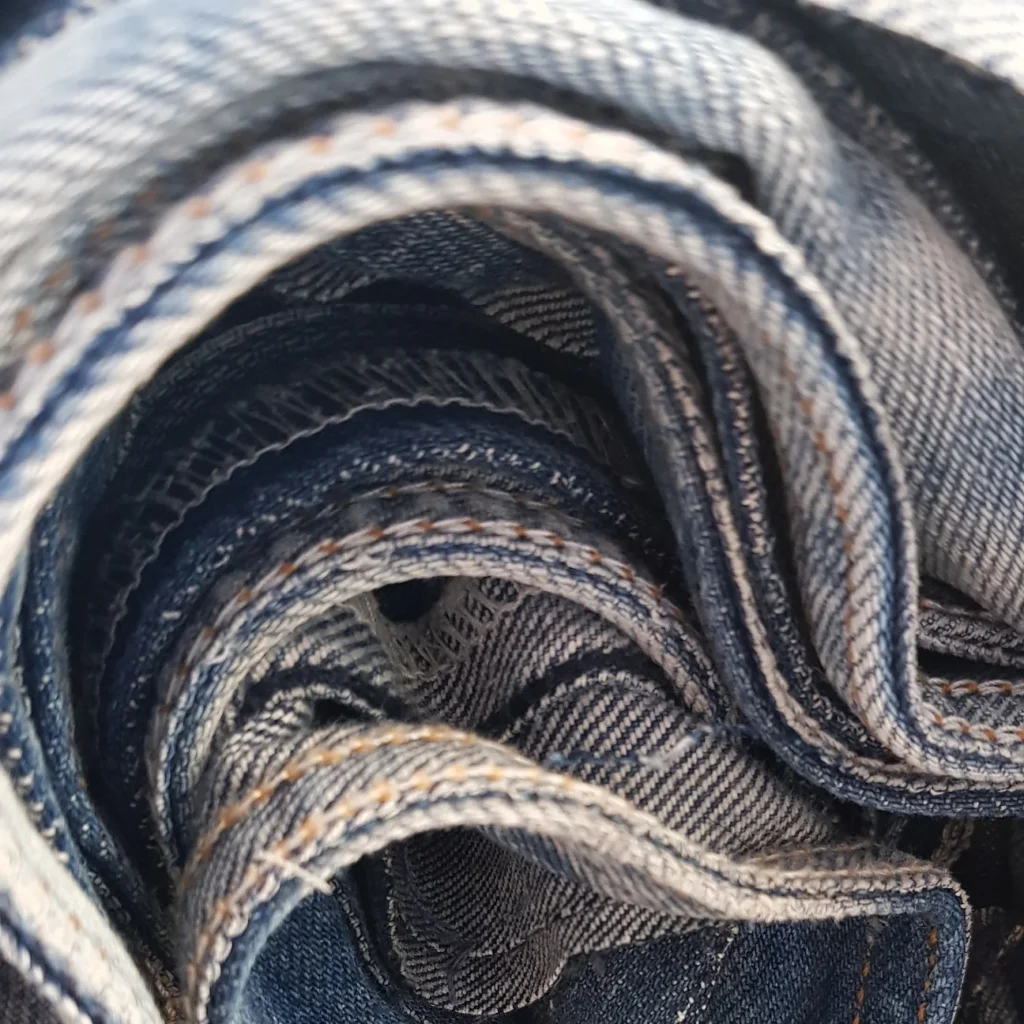 AVANTELIER Selects Ethical Goods For You : 1800 Gallons