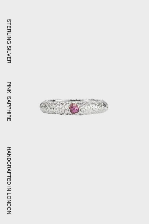 De Rosario Fenicio Ring 6 textured band ring with coloured sapphire in sterling silver